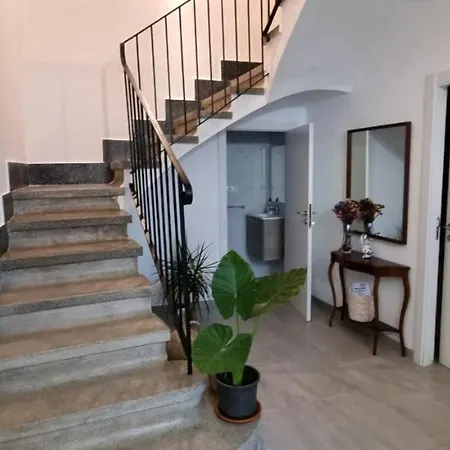 Casa Pedra De Roder 3*